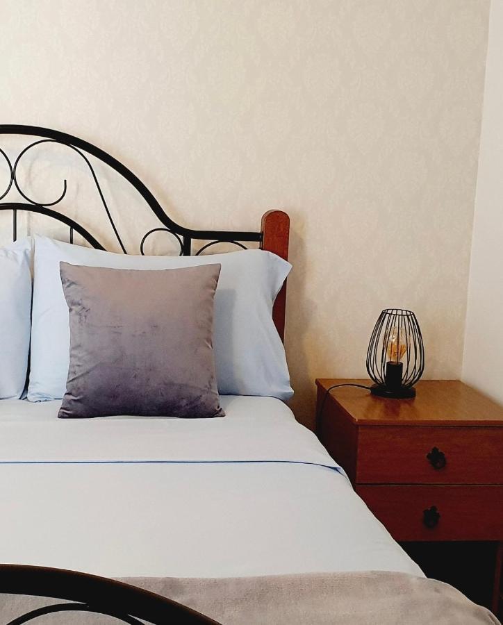 Kelly Guest House Прая Екстер'єр фото