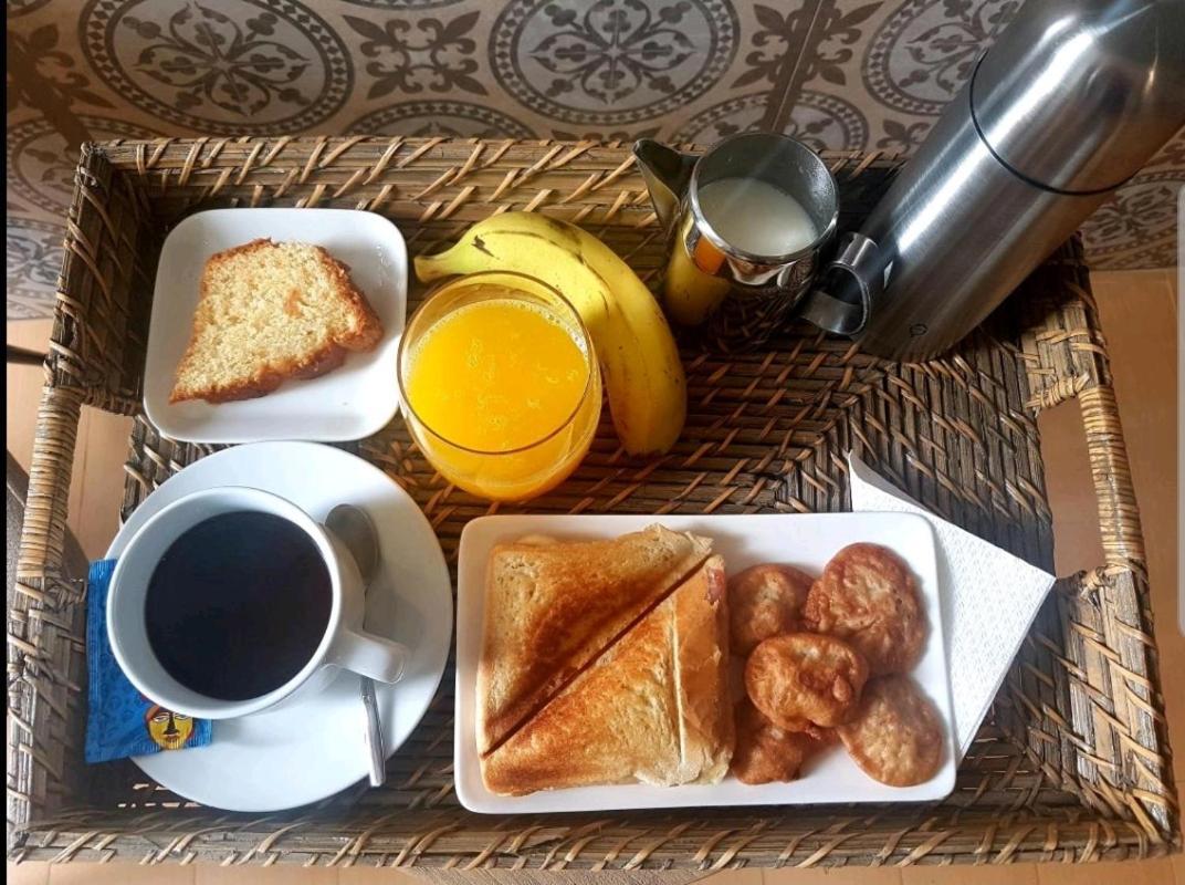 Kelly Guest House Прая Екстер'єр фото