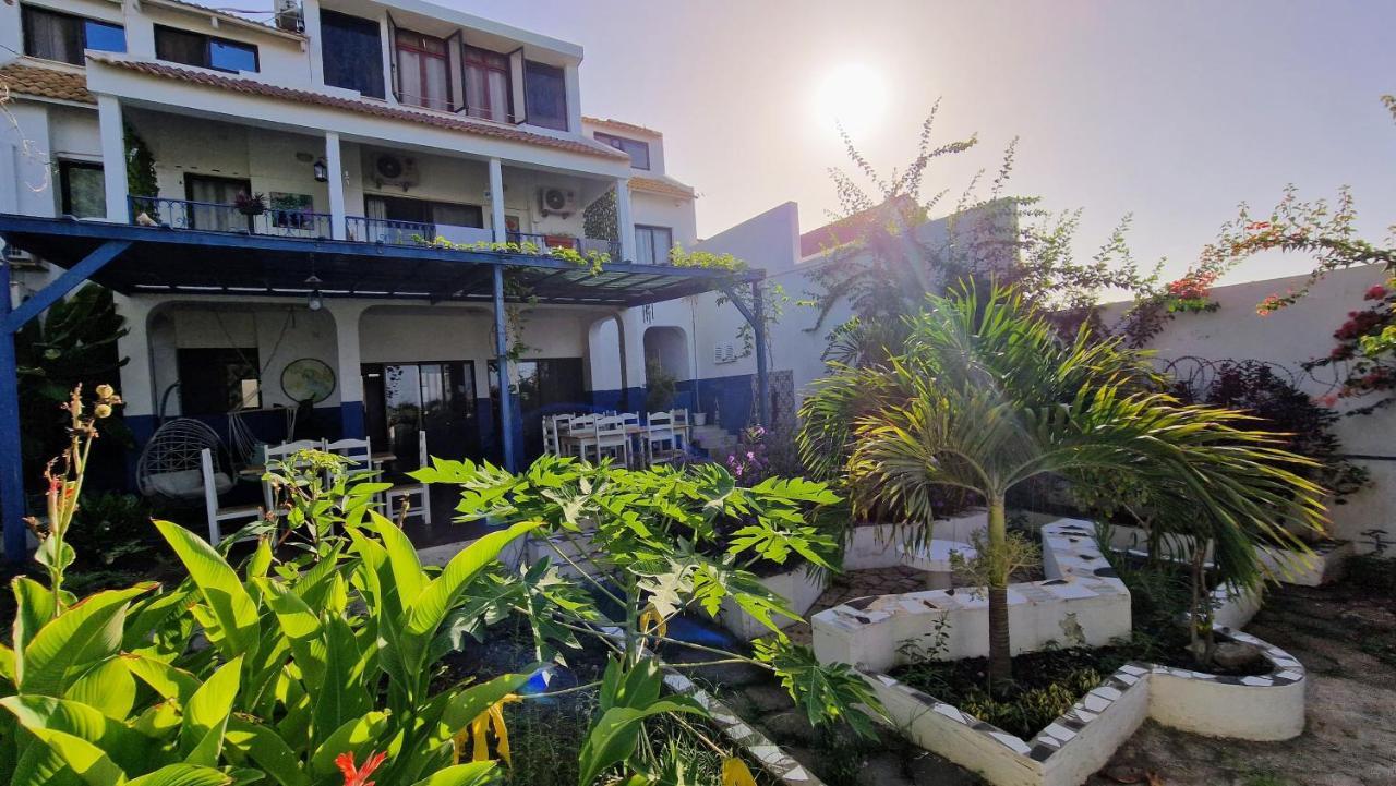 Kelly Guest House Прая Екстер'єр фото