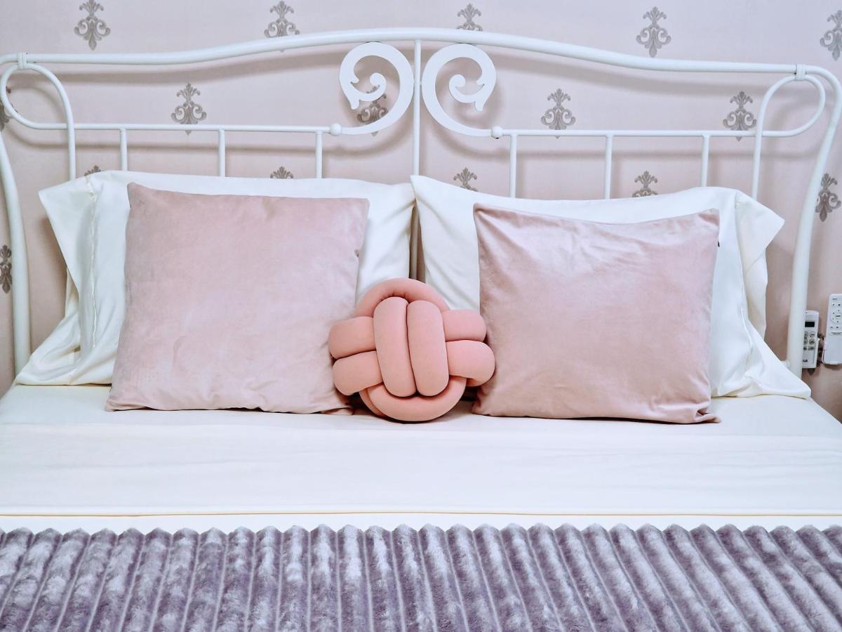 Kelly Guest House Прая Екстер'єр фото